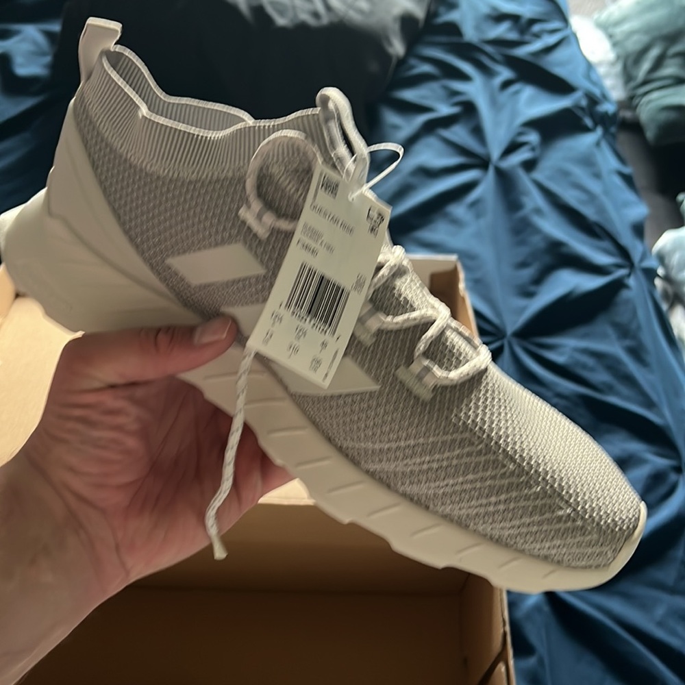 ADIDAS QUESTAR RISE SIZE 13 - Picture 2 of 3